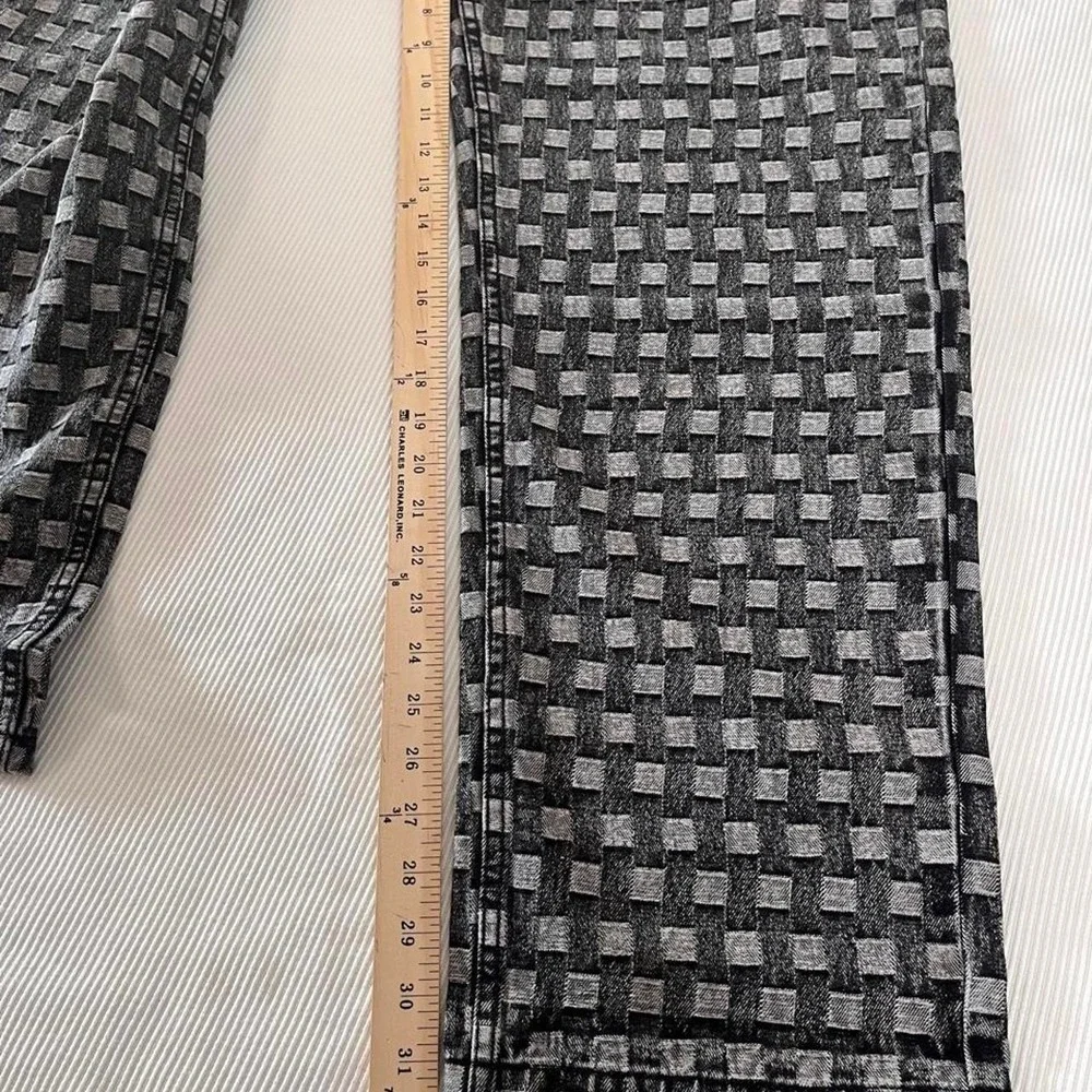 Round Two Basket Weave Checkerboard Denim Jeans Black Grey Mens 30 NEW